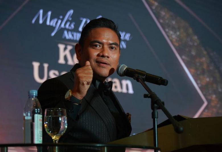 PMKS Perlu Bersedia Hadapi Ekonomi Dunia Semakin Mencabar - Dr Azizan ...